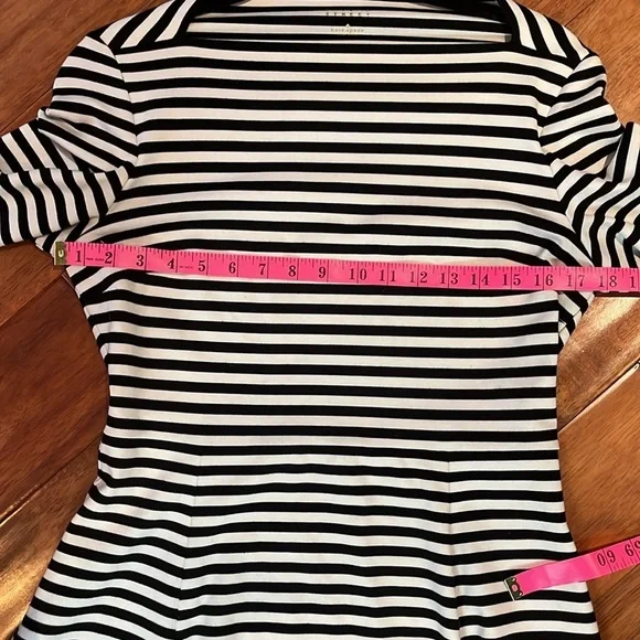 Kate Spade Brook Street black and white striped 3/4 sleeved dress size medium - Picture 7 of 10